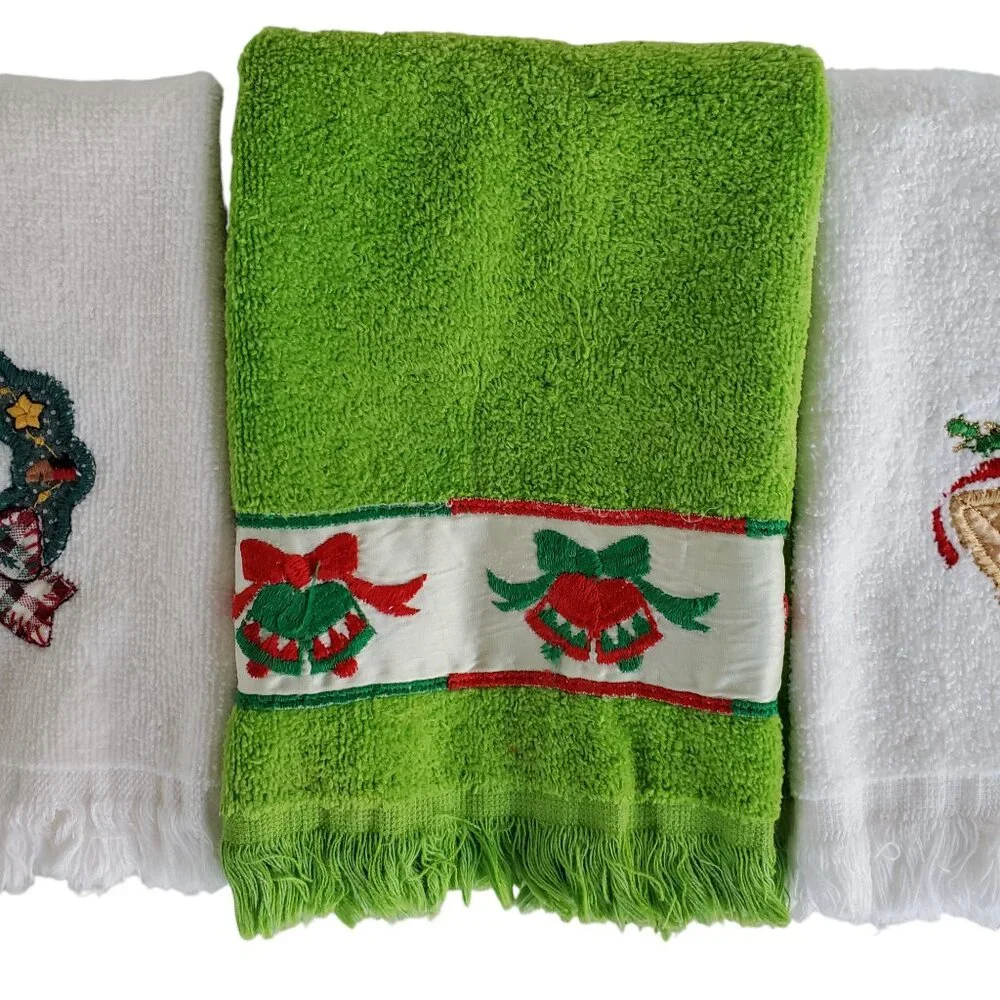 Vintage Cannon Christmas Guest Finger Towels Set of 3 Green & White Embroidered